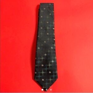 Checkered geometric tie  🖤💙​​​​​​​​​​​​​​​​​​​​​